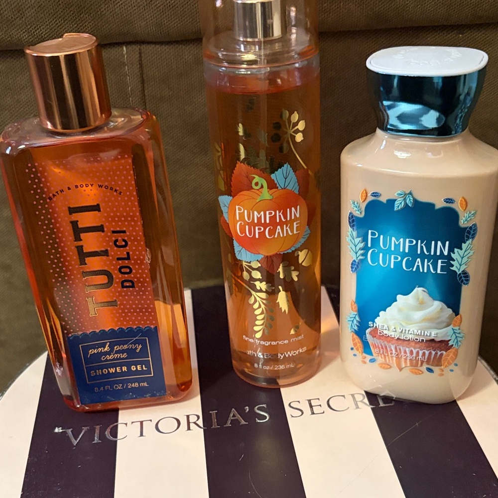 Bath & Body Works Pumpkin Cupcake and Tutti Dolci Set rare all new